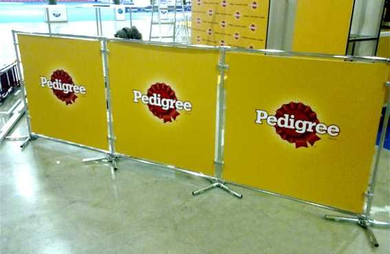 Стійка для фотозони на дитячий ДР. Каркас для банера. Прес волл.