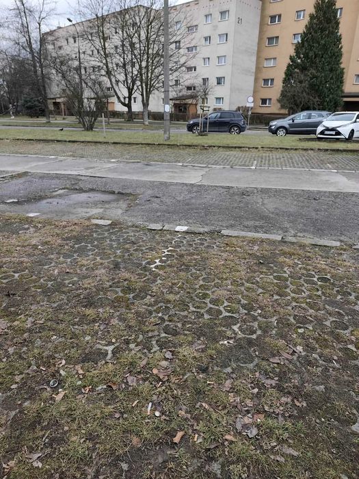 Wynajmę działkę utwardzoną/plac Kraków ul. Grota - Roweckiego
