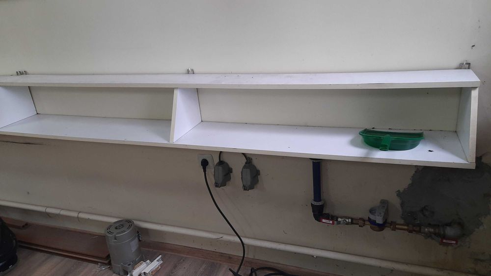 Półka do pracowni lub magazynu długość 2,2m