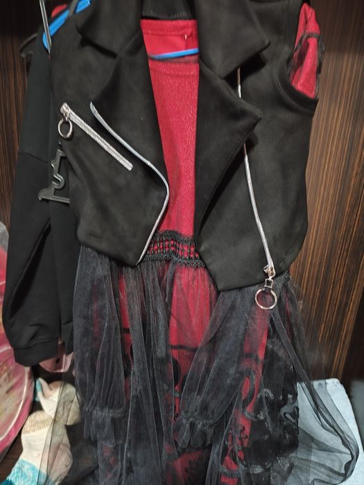 Плаття як для свят так і для повсякденного життя