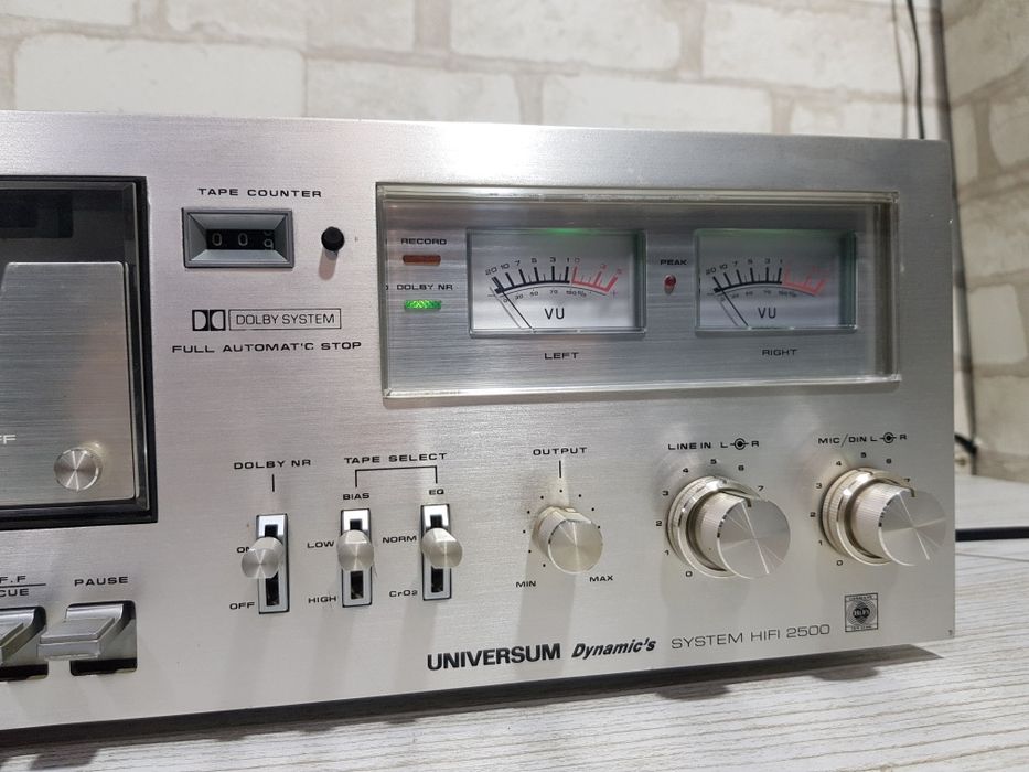 Стрілки! Стерео касетна дека UNIVERSUM CT-3298,б/у з Німеччини