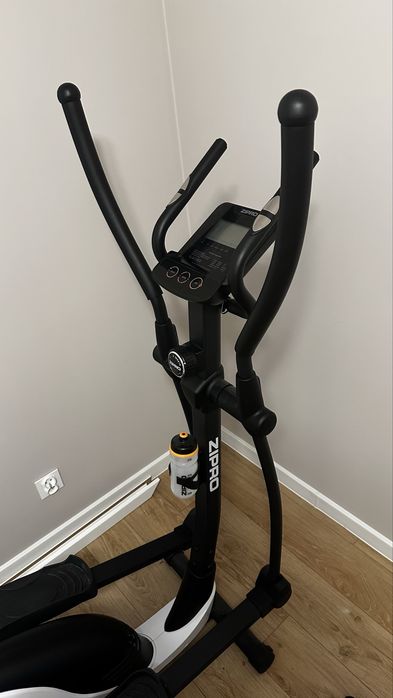 Orbitrek ZIPRO HULK RS – magnetyczny, 8 kg, LCD, 150 kg