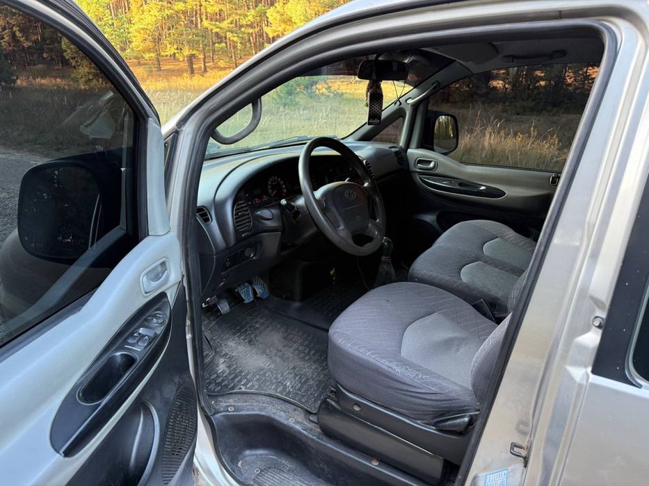 Продам Hyundai H-1