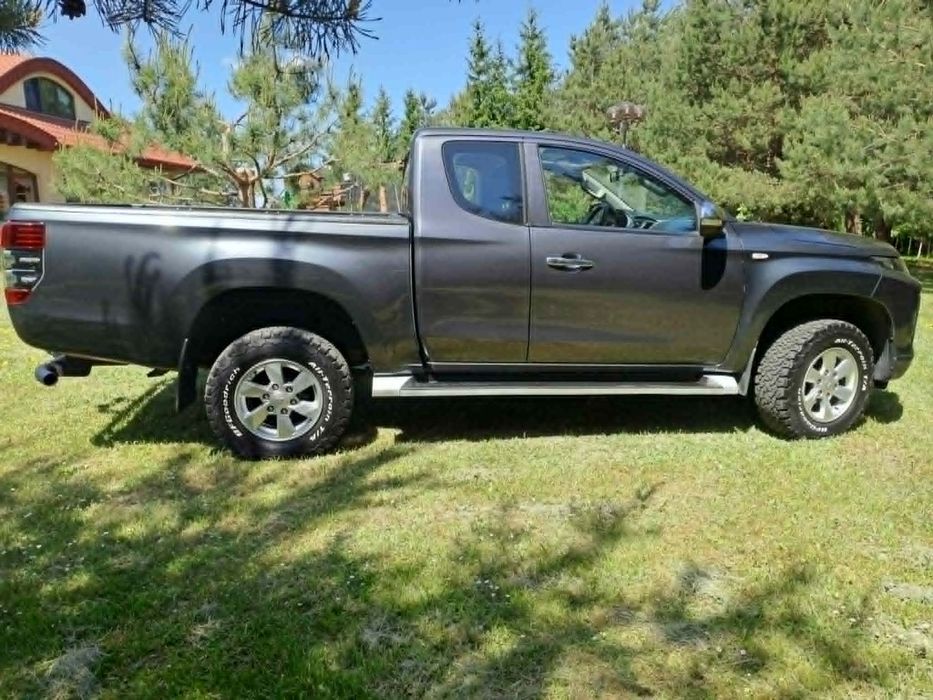 Mitsubishi L200 L200 2021 rok 2.2 diesel Manual Double Cab ZAREJESTROWANY!!!