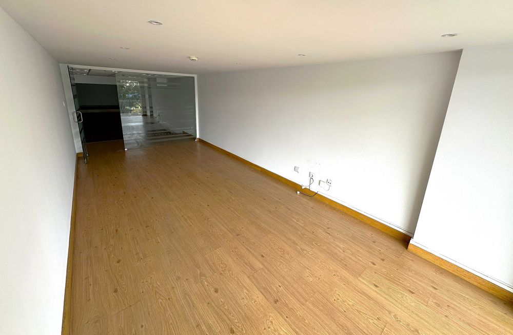 Espaço para Arrendamento nas Colinas do Cruzeiro