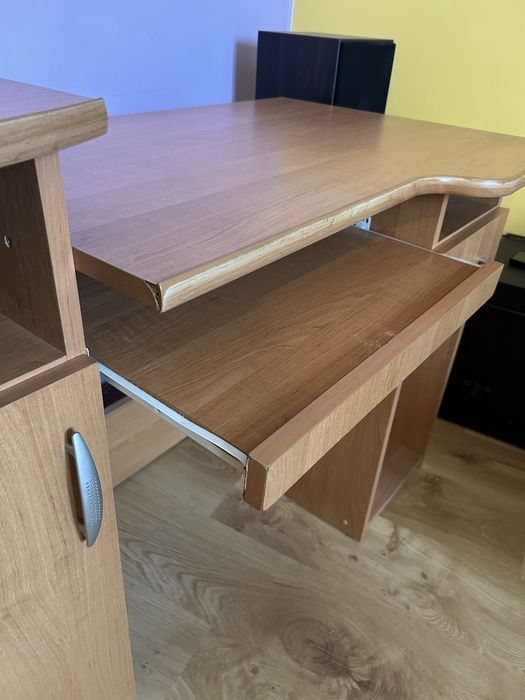 Biurko stan bardzo dobry