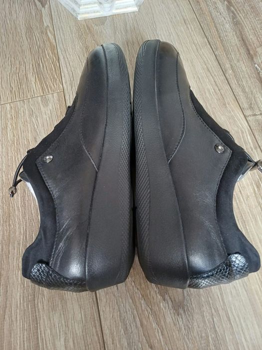 Czarne skórzane adidasy sneakersy damskie Stonefly rozm 39.