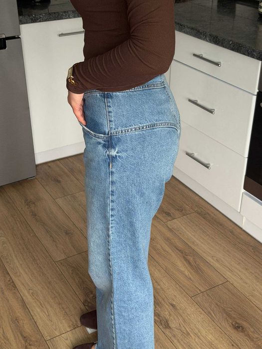 Джинси жіночі блакитні з імітацією трусиків