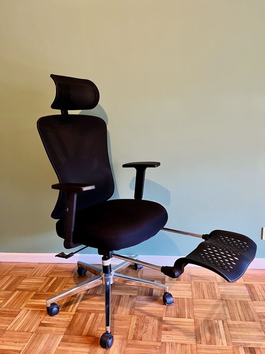 Cadeira ergonómica reclinável HBADA P5 com apoio lombar e de pés