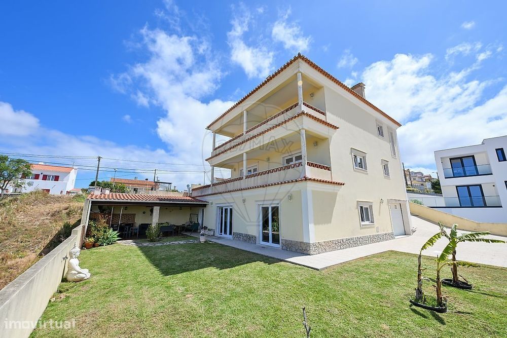 Moradia T4 para venda