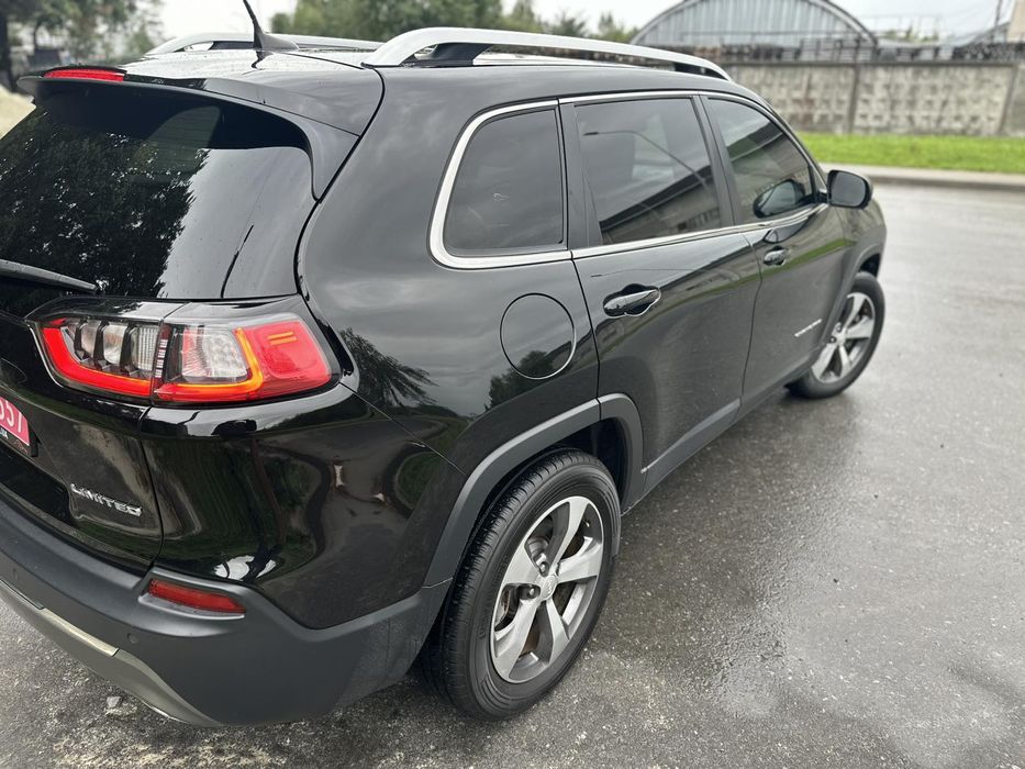 Jeep Cherokee kl 3.2 2019