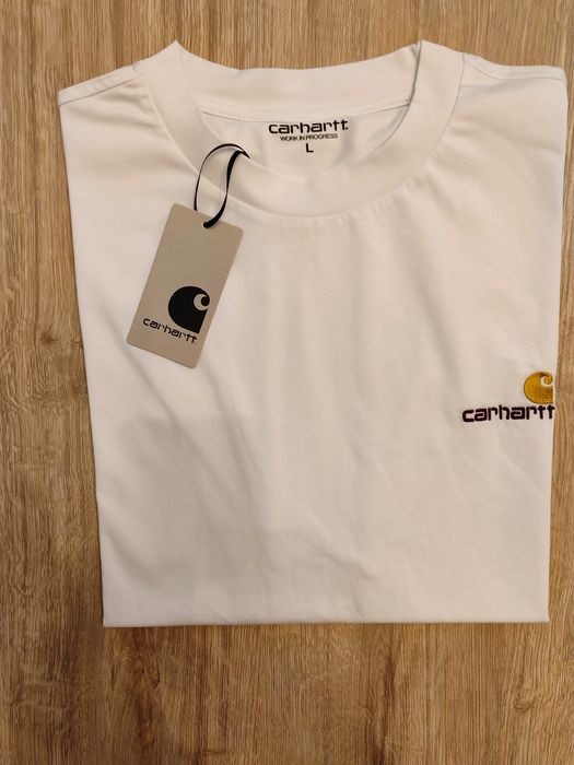 Carhartt Nova com etiqueta