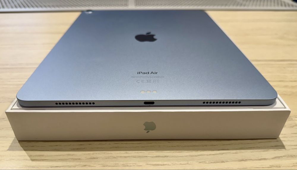 iPad Air 13 M2 - 256gb (model A2898) - WuWuA