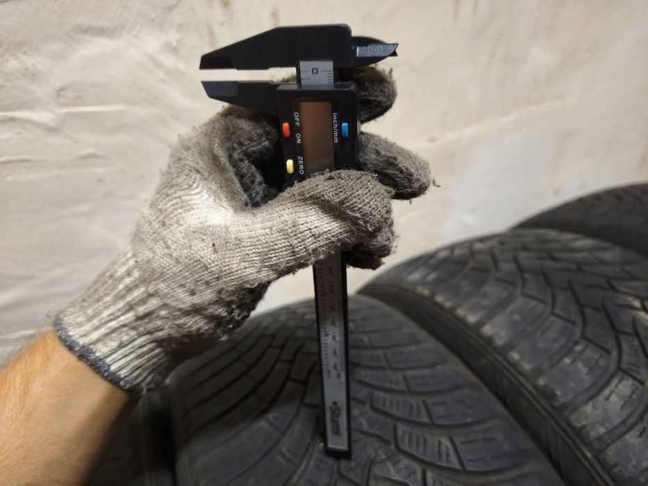 Зимові шини 225/45 R18 Falken