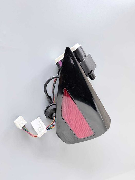 ОРИГІНАЛ!!! ЛЮЧОК зарядного порта Tesla Model 3 | Y