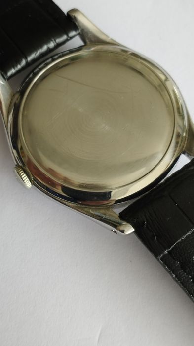 Oryginalny szwajcarski zegarek Omega oversize