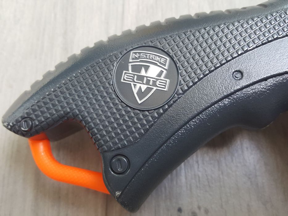 Nerf N-Strike Elite Rough Cut 2X4 Blaster