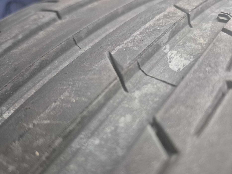 Continental
SportContact 6
285/45 R21