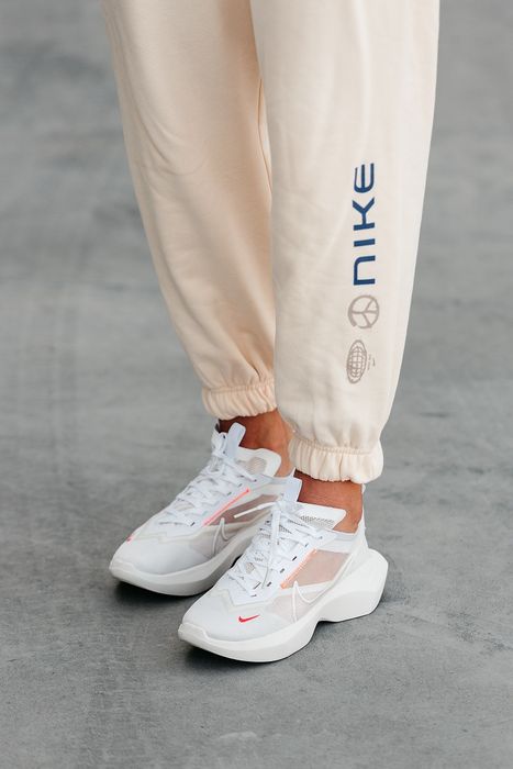 Nike Vista Lite White Red 36-41р найк найлегші дихаючі кросівки