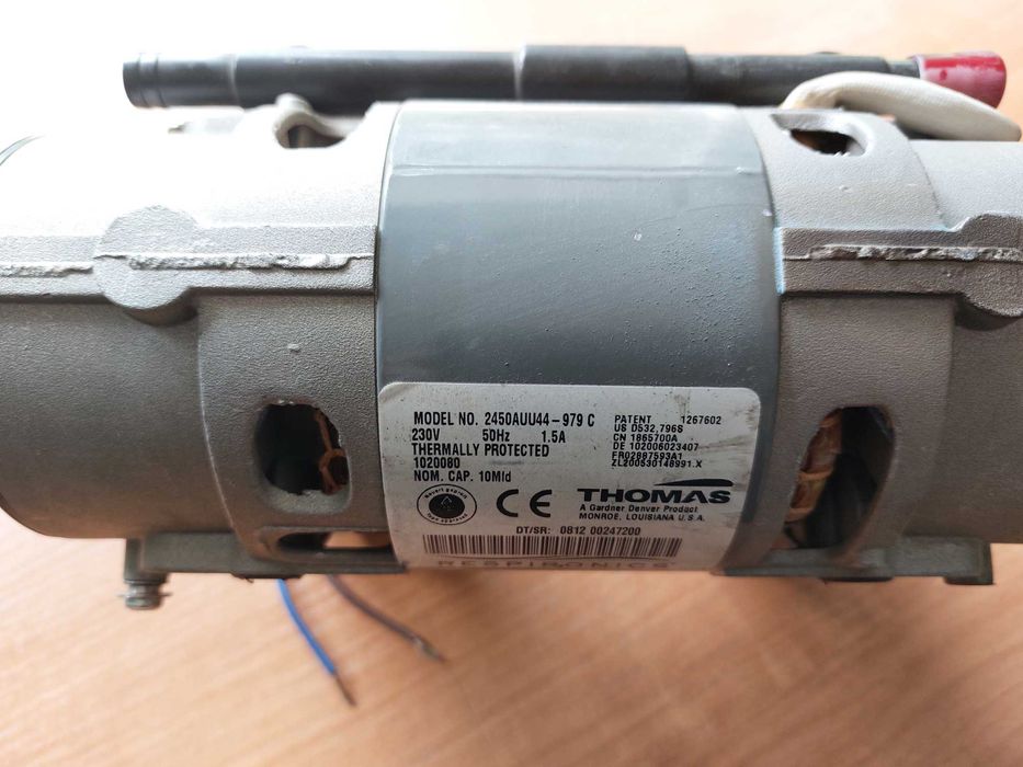 Pompa próżniowa sprężarka Thomas 2450AUU44-979 C