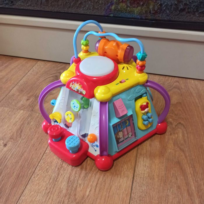 Потяг, ковчег, мультицентри українською