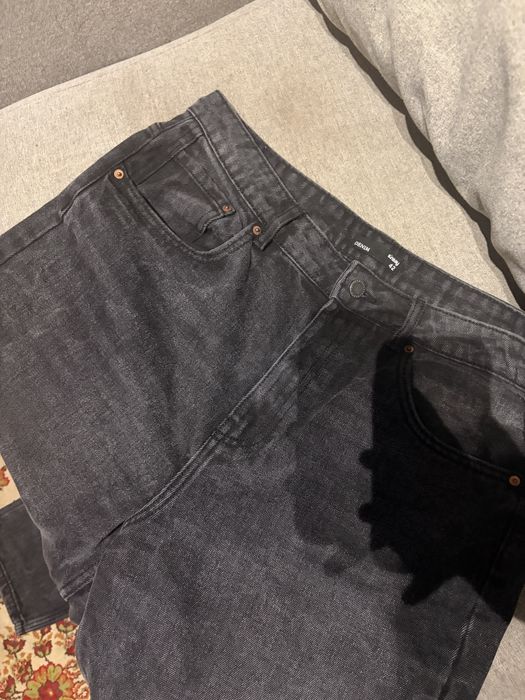 Czarne jeansy Sinsay rozm. 42 | Modne dziury na kolanach | Denim