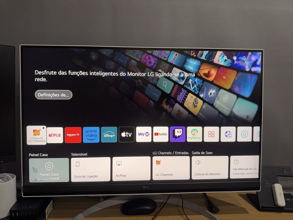 Monitor inteligente 4K UHD de 32"