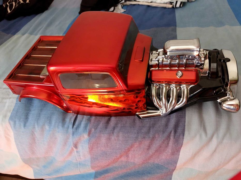 Traxxas revo 3.3 platinum edition