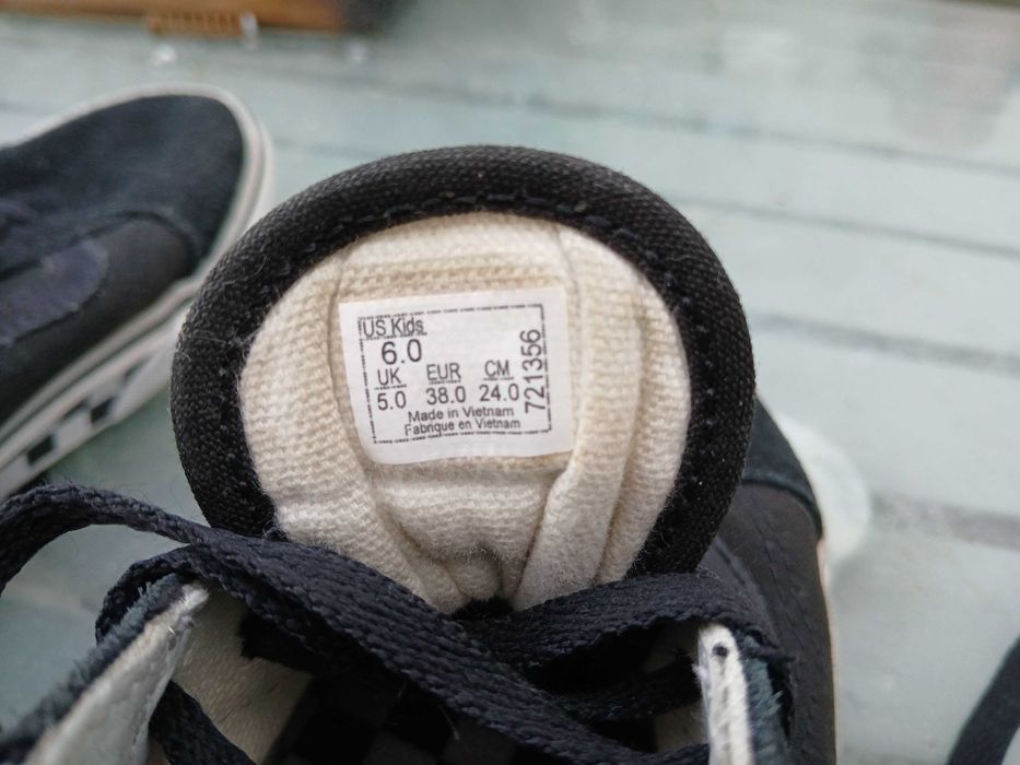 Tenis Vans pretos clássicos