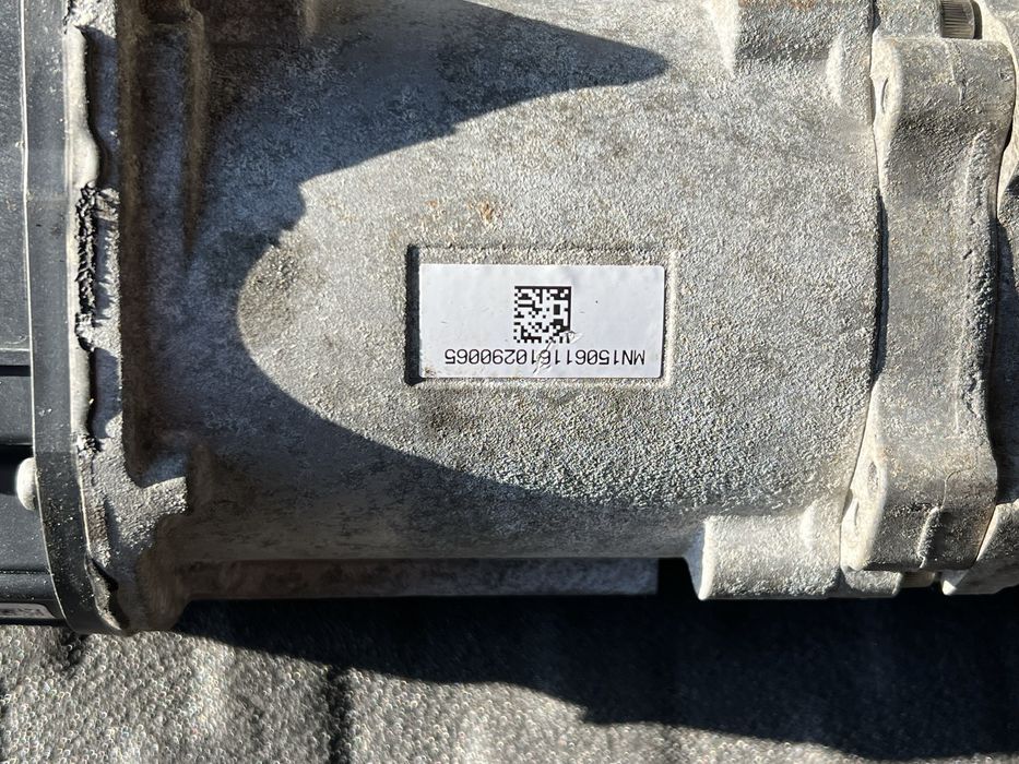 Электроусилитель на Tesla Model S