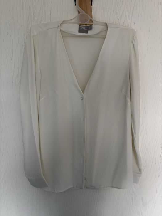 Bialo-kremowa koszula zakardowa asos elegancka