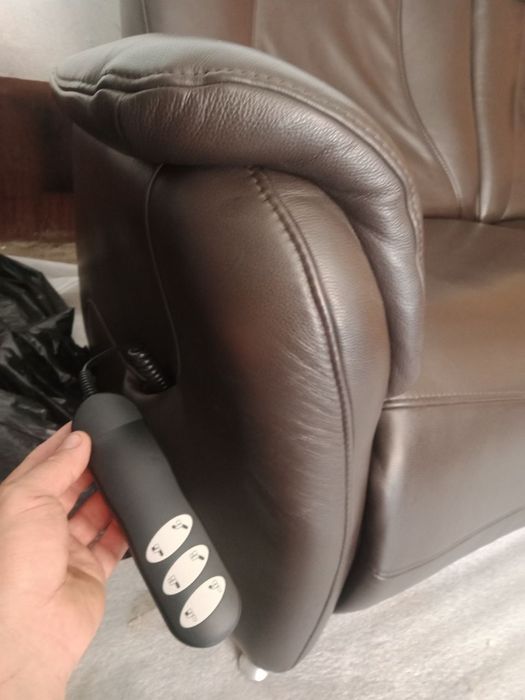 Продам диван шкіряний