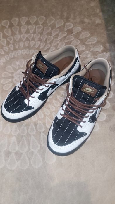 Nike dunk low lx Black/white 42.5