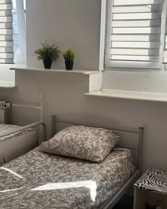 Проживання у Варшаві. Дешево. Різні райони Хостел. Дзвоніть