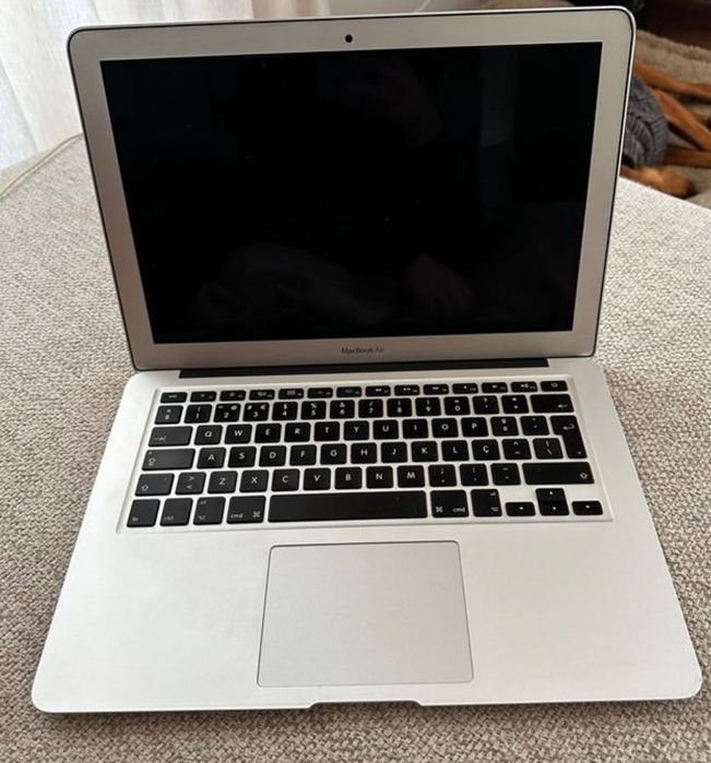 MacBook Air 13 (2015)