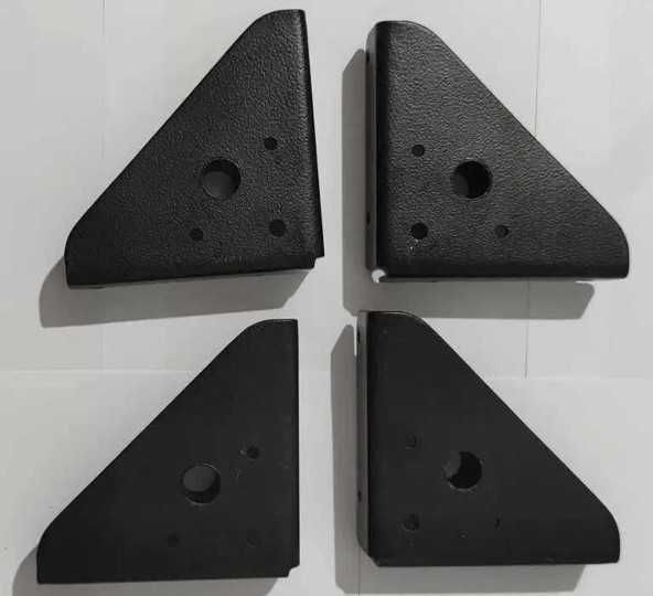 4 Reforços de canto triangular em aço para unir duas superfícies