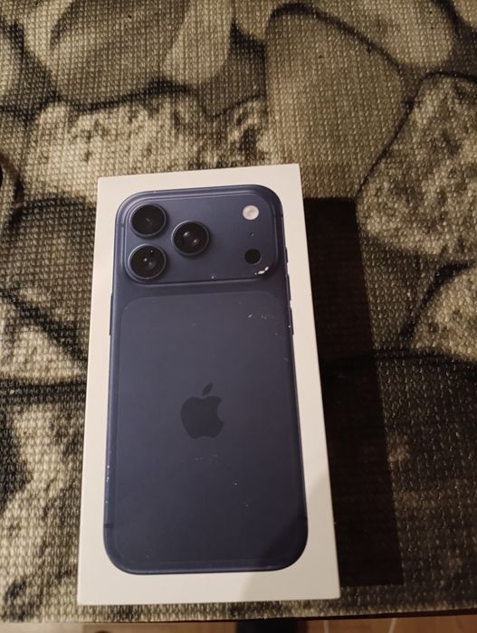 Vendo iPhone 17 pro novo