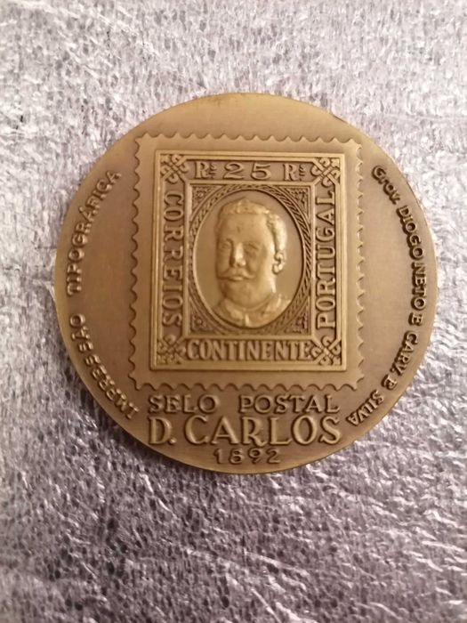 Medalha em bronze alusiva à história do Selo em Portugal