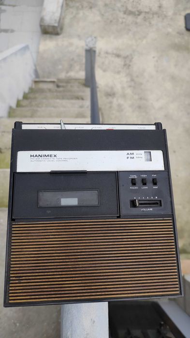 Leitor-Gravador de cassetes antigo
