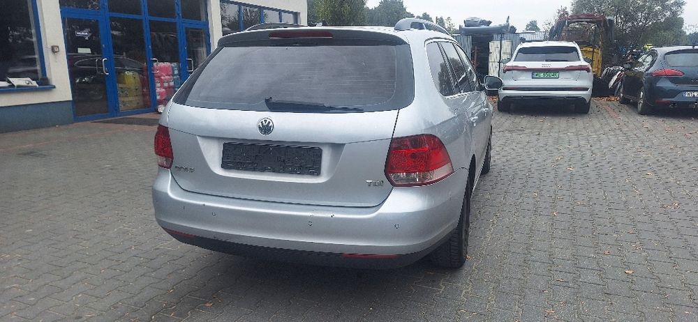Golf V kombi 1.9 BLS LA7W Cały na części