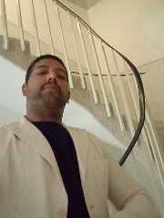 Trabalho com massoterapia , trabalho com limpeza de casa , serviços de pintura de casa , cortar grama ,pequenos serviços , massoterapia e alongamento