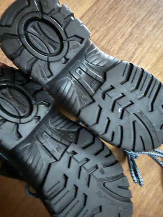 Buty robocze z noskiem