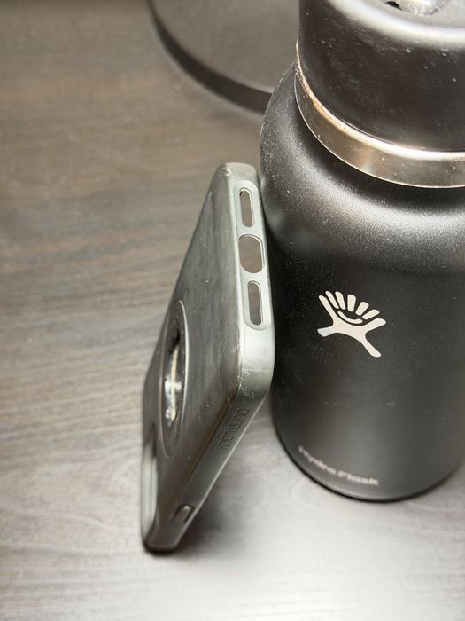 Capa iPhone 13 Pro Max Quad Lock Magcase