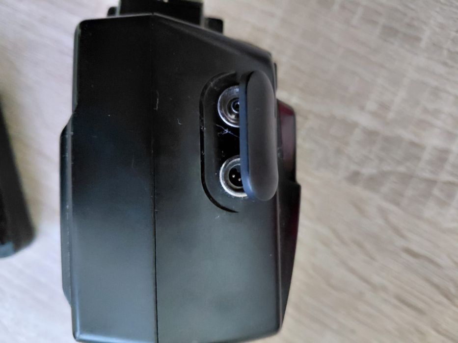 Flash Nikon SB-800 com suporte Nikon AS-19