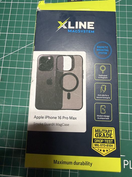 Etui iphone 16 pro max czarne magsafe