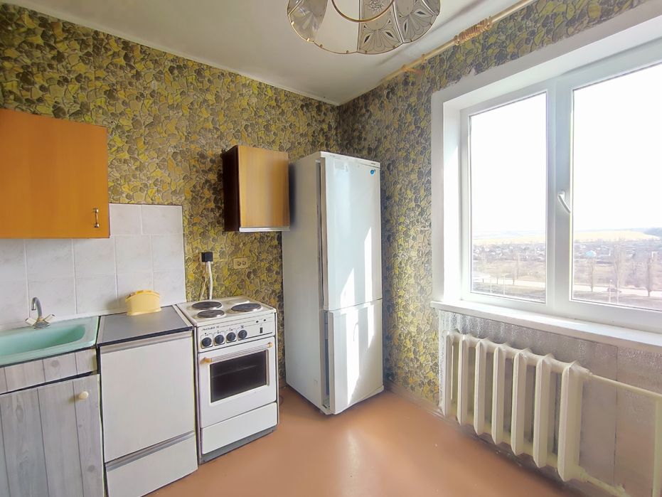 Продам 1 кім. квартиру на  5 Зарічному