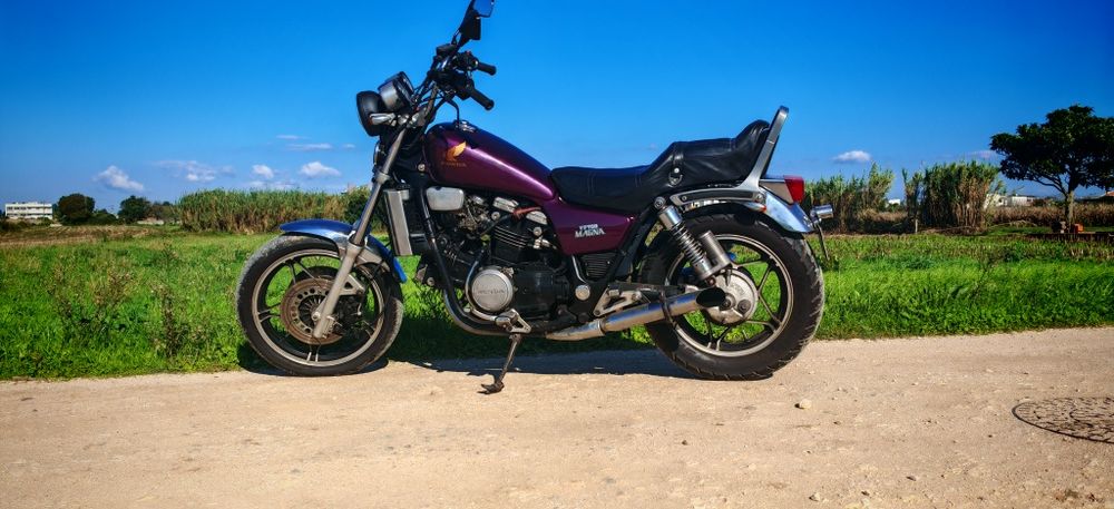 Honda magna vf750