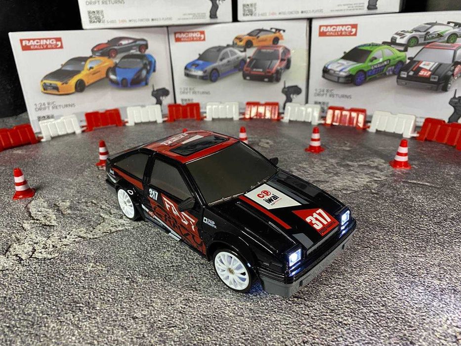 Дрифт машинка Toyota AE86 на радиоуправлении Черно-Красная