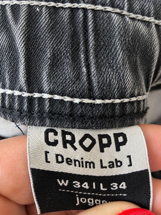 Spodnie jeansowe joggery Crrop