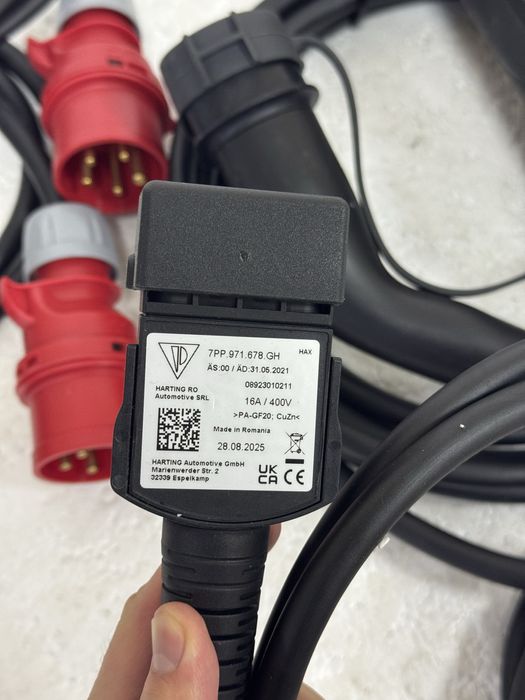 Кабель 380V для зарядки Audi e-tron 11 KWT